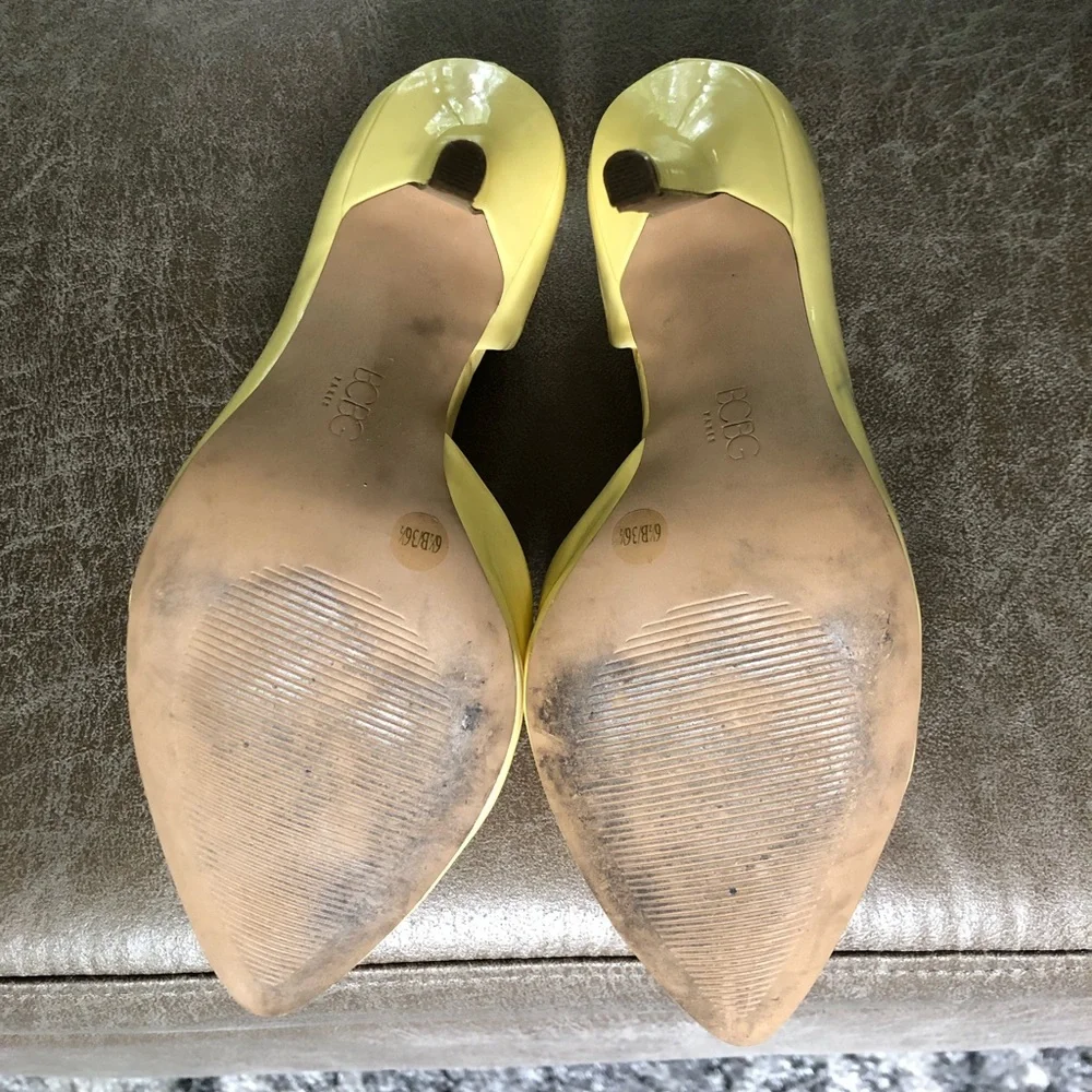 BCBG Yellow Heel - Picture 5 of 5